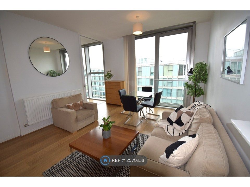 Property photo 3 of 11