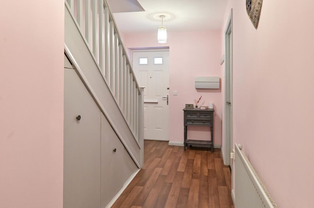 Property photo 3 of 12 Hallway
