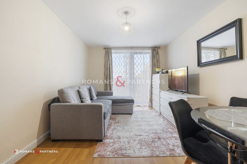 Property photo 1 of 6