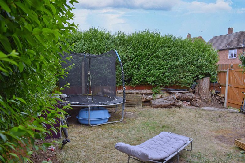 Property photo 3 of 11 Garden