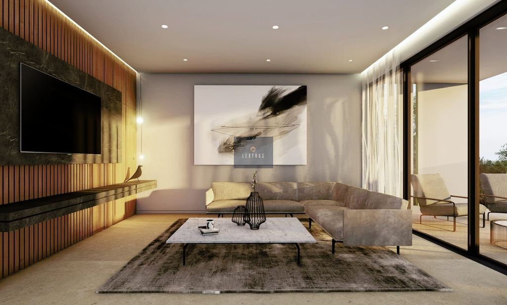 Property photo 3 of 7