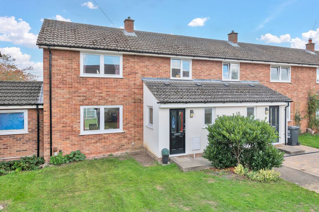 Property photo 1 of 11