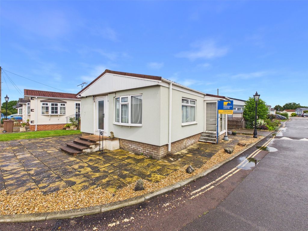 Property photo 1 of 10 Picture No. 01