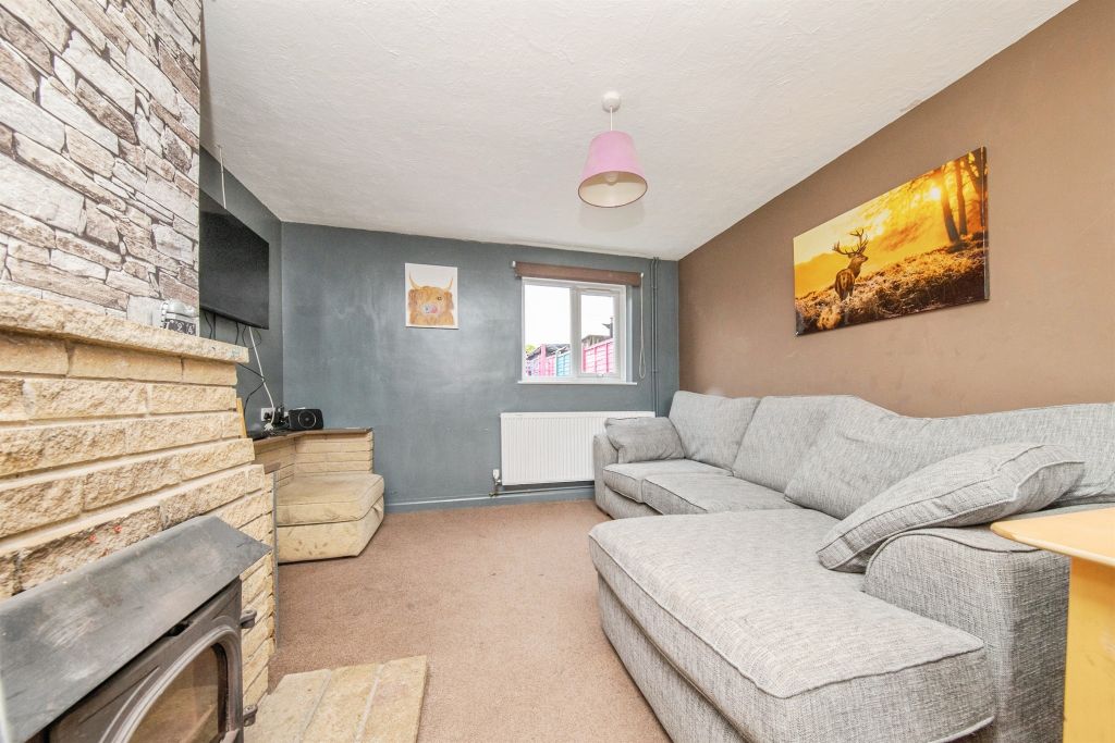 Property photo 3 of 19
