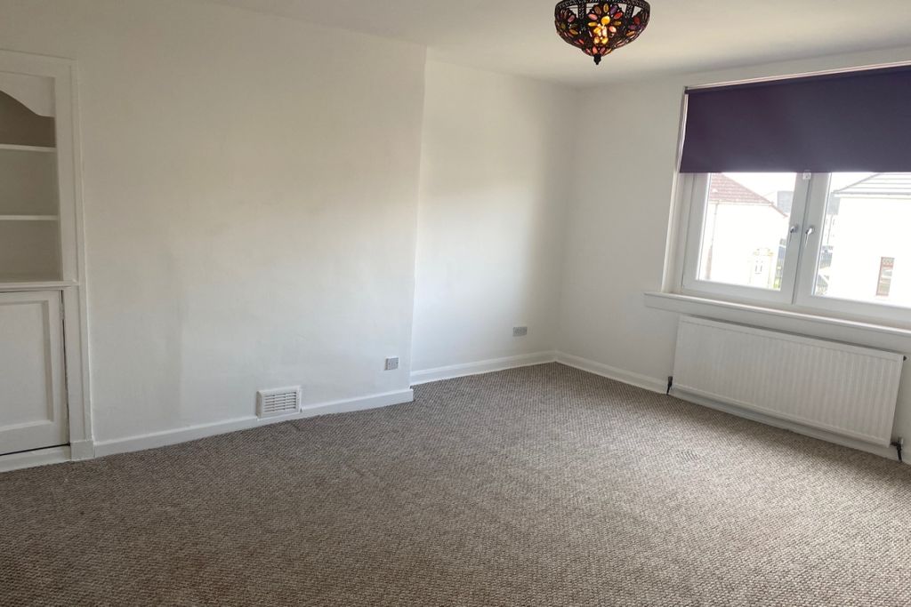 Property photo 2 of 10 Lounge