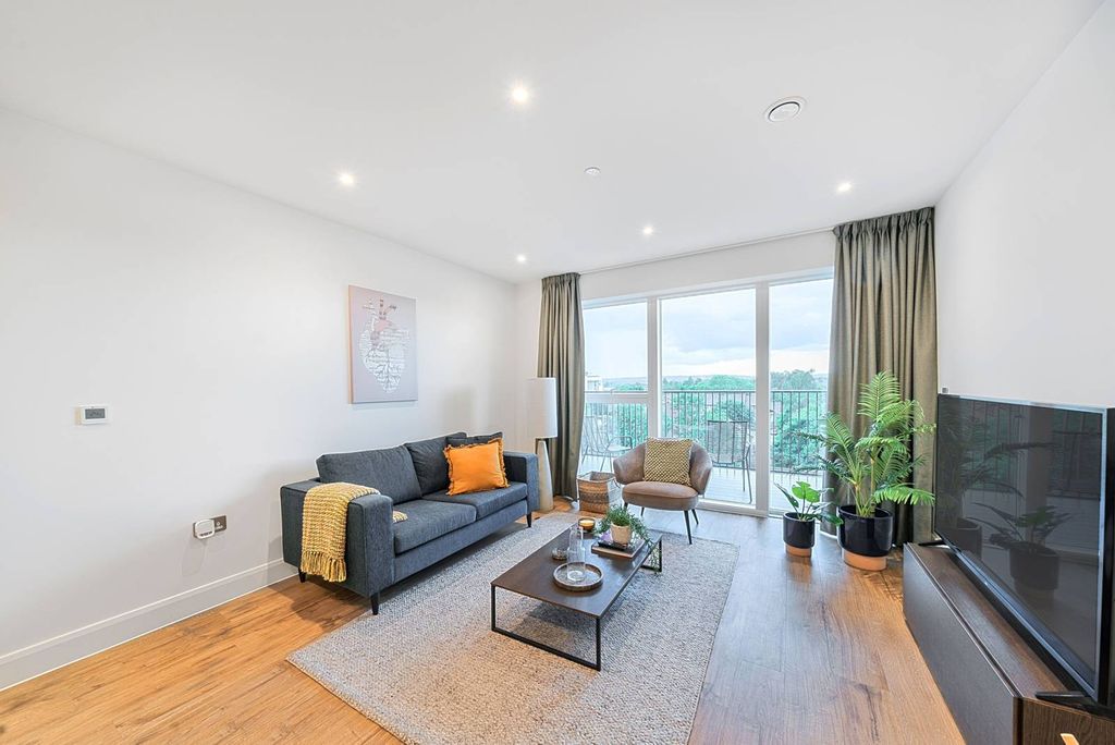 Property photo 1 of 51