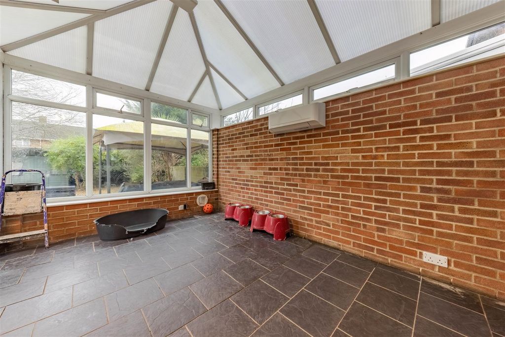 Property photo 3 of 17 Ba-8.Jpg