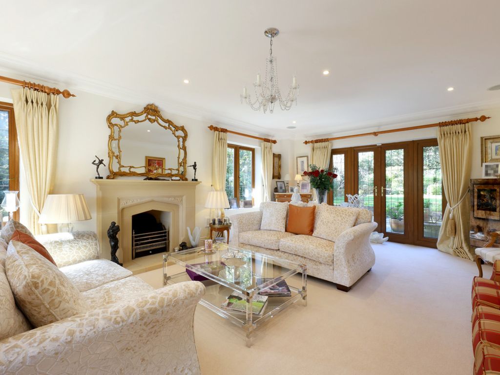 Property photo 3 of 26