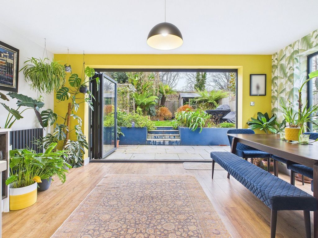 Property photo 3 of 26