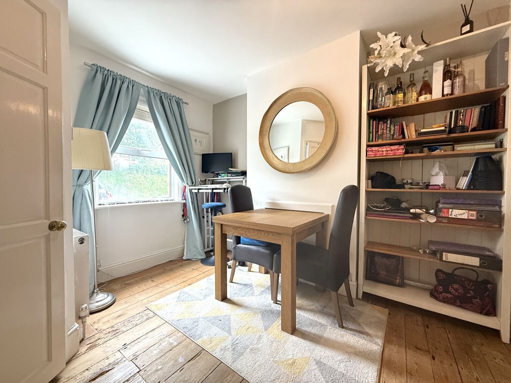 Property photo 3 of 10 Picture No. 20