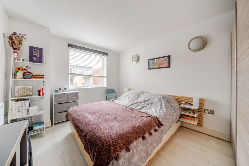 Property photo 2 of 15 1458052-15-6A0Aee...
