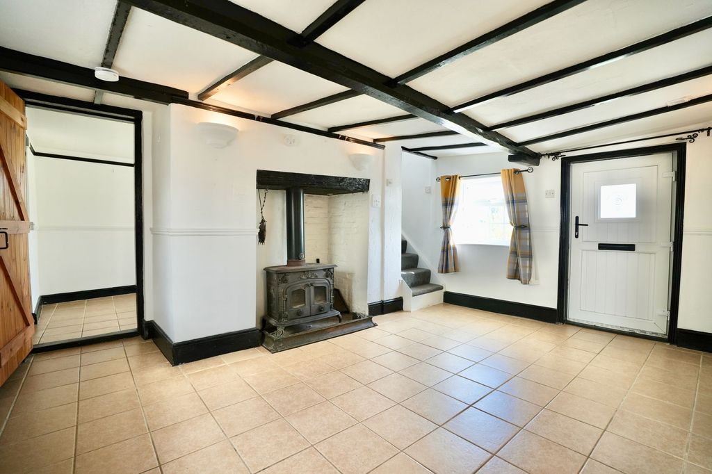 Property photo 3 of 35