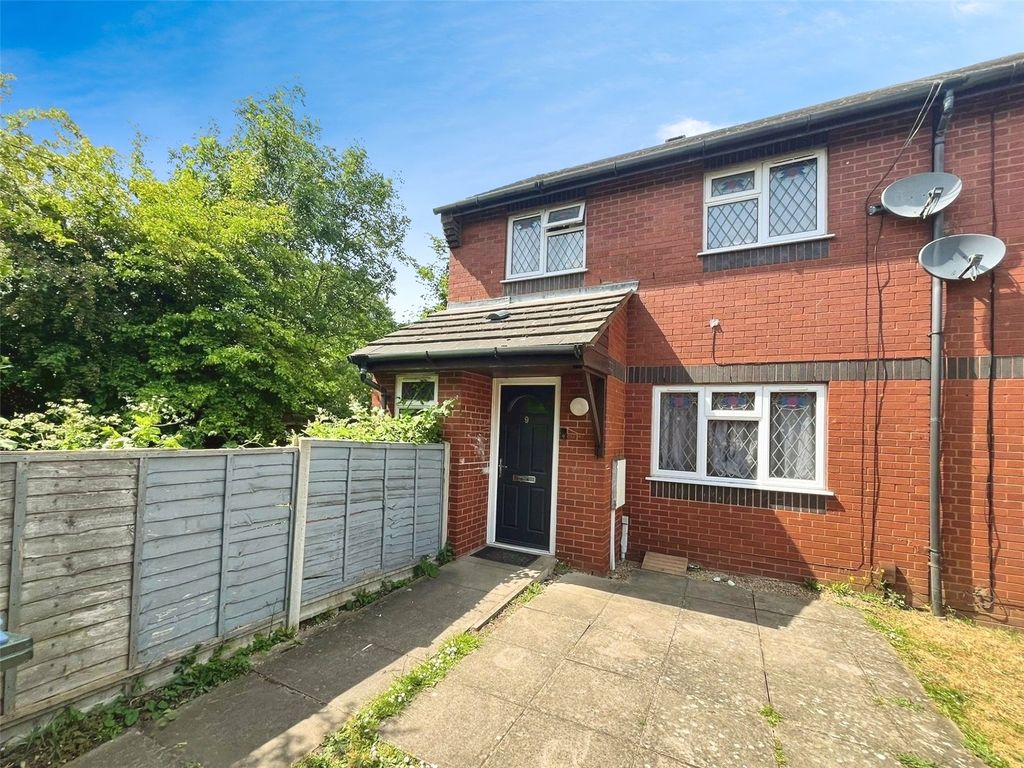Property photo 1 of 12 Front No. 01