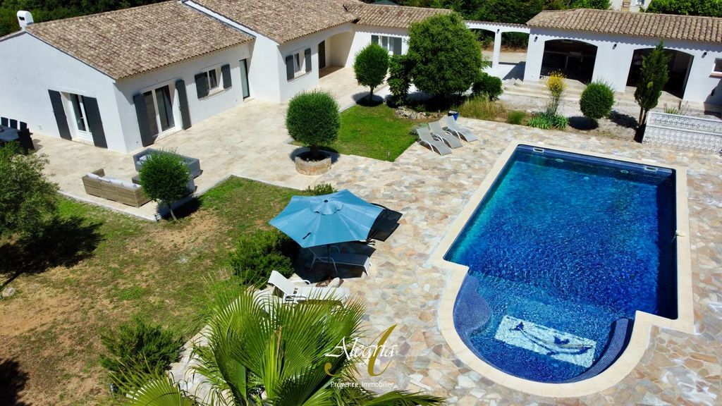 Property photo 3 of 24