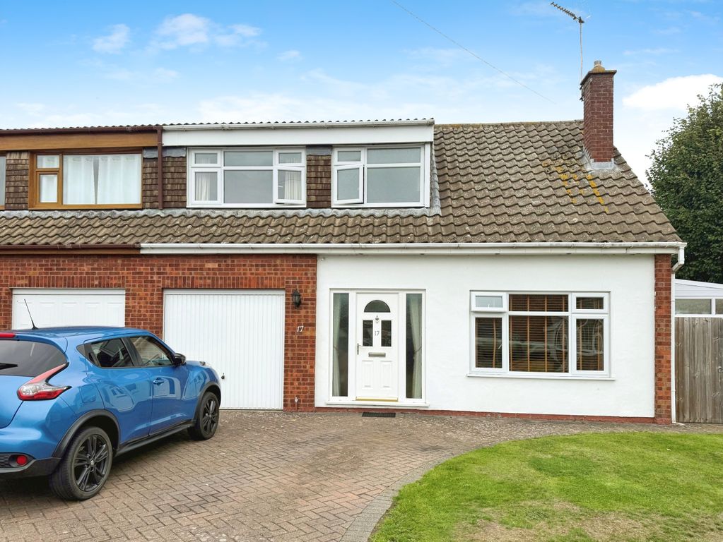 Property photo 1 of 18 Fosse Close, Sharnford