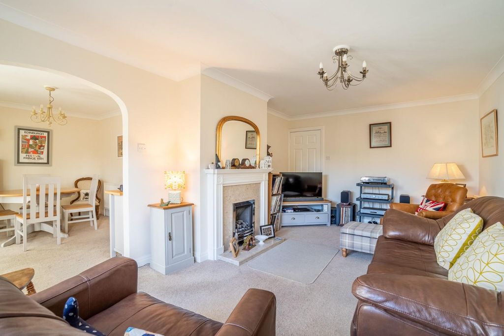 Property photo 2 of 16 Lr-14.Jpg