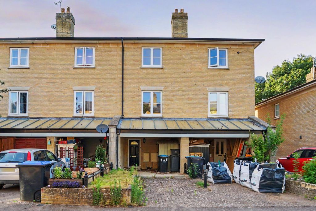 Property photo 1 of 18 12 Bartlett Close, Witney, Oxfordshire, Ox28 6Fd