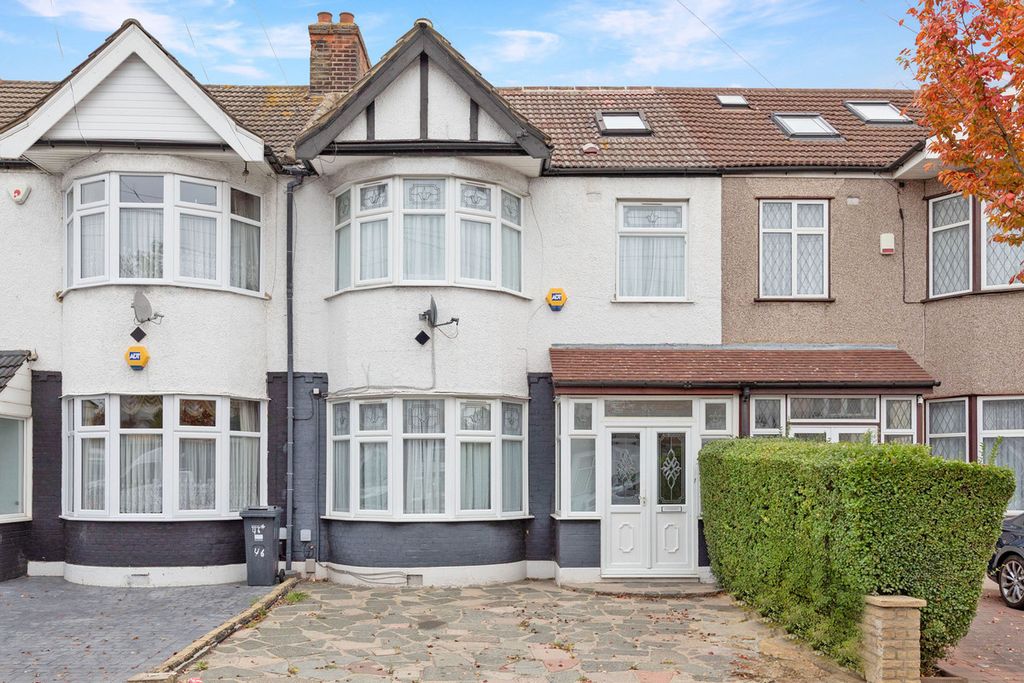 Property photo 1 of 11