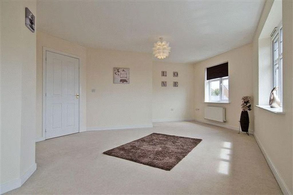 Property photo 2 of 11 Photo 10