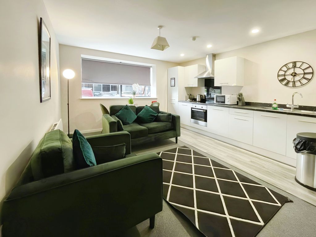 Property photo 1 of 10 0Cb917d8-6