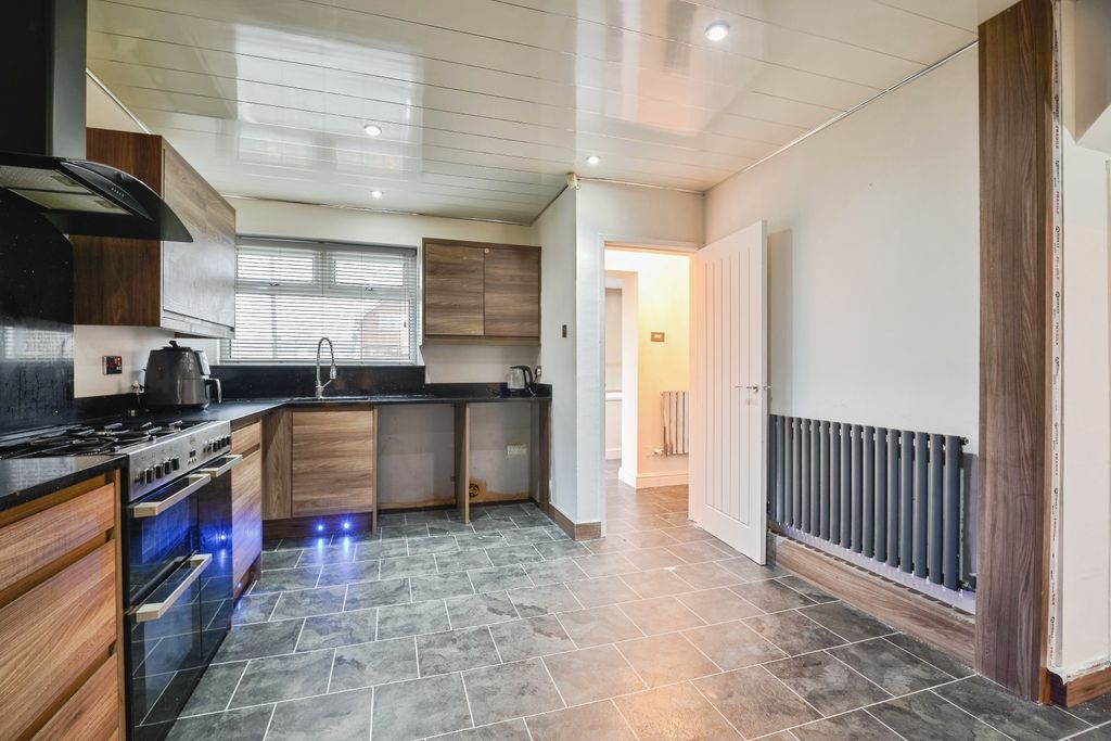 Property photo 3 of 19 Dsc_4999