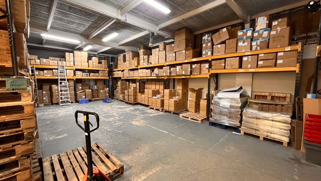 Property photo 3 of 7 Photo 2