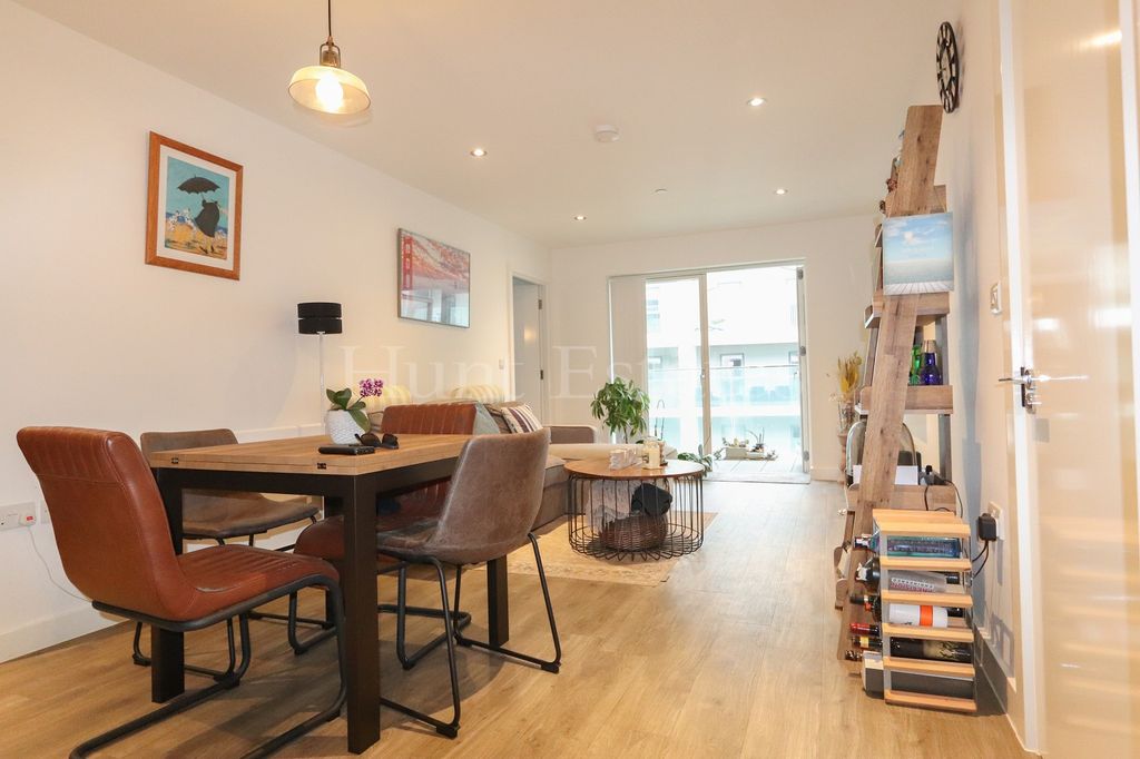 Property photo 2 of 11 Not Specified