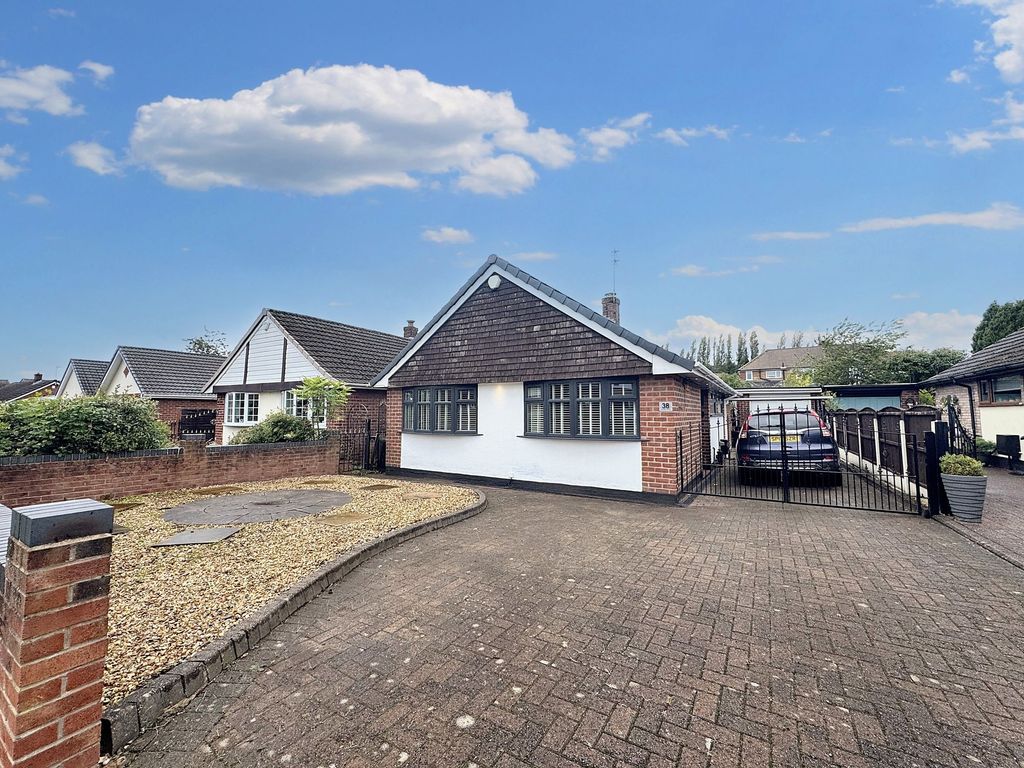 Property photo 1 of 52