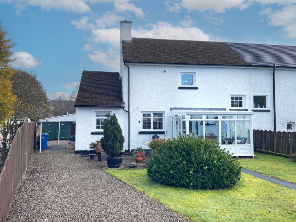 Property photo 1 of 32