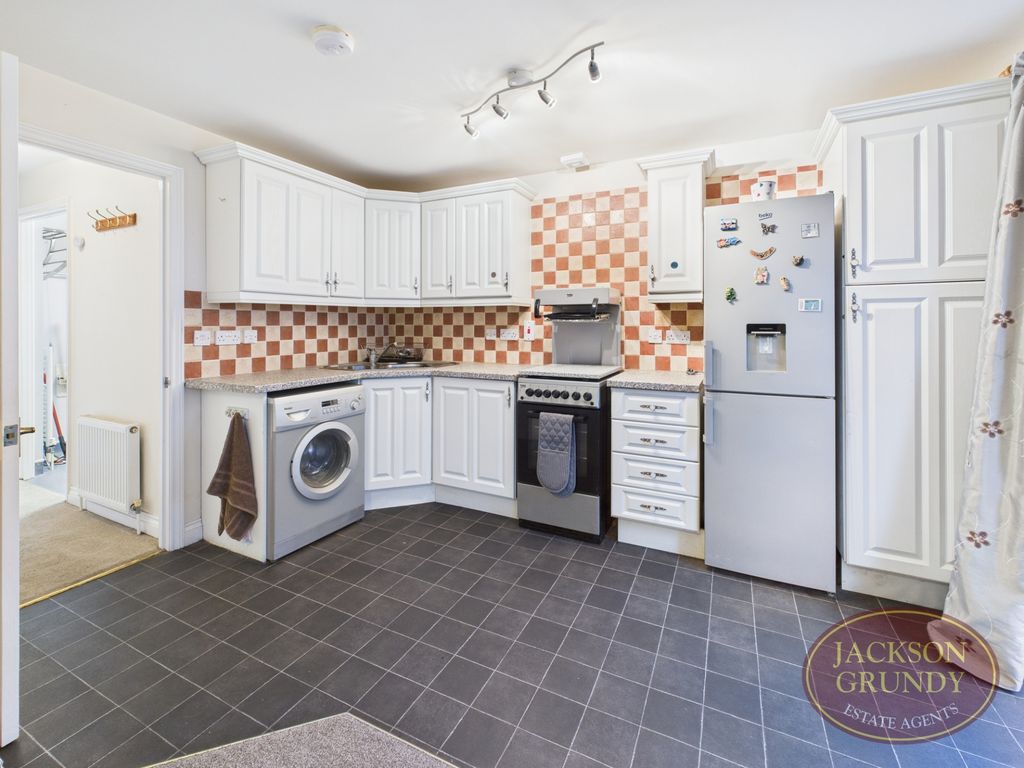 Property photo 2 of 6 Westfield Road