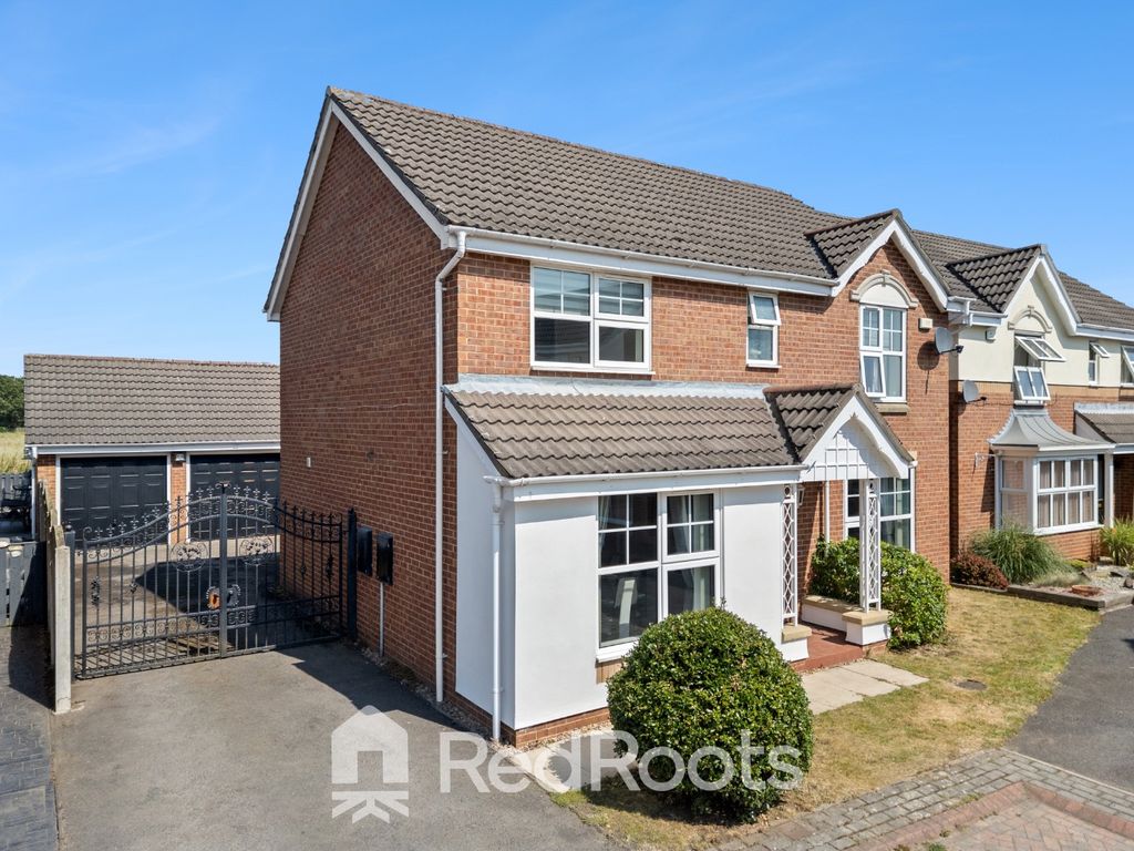 Property photo 1 of 33 5220161