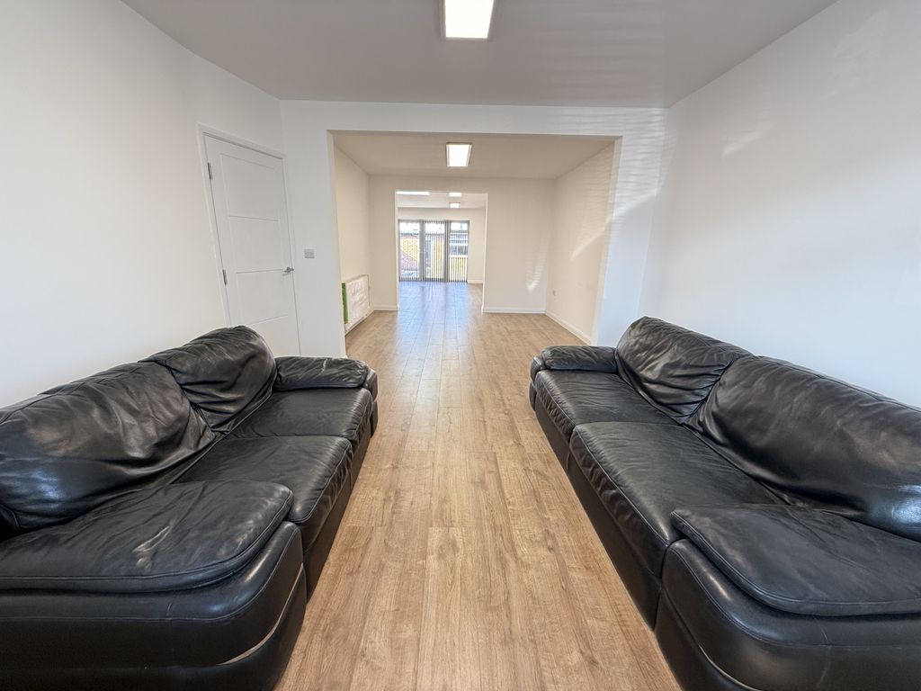 Property photo 3 of 14 Open-Plan Lounge Leading To The Kitchen