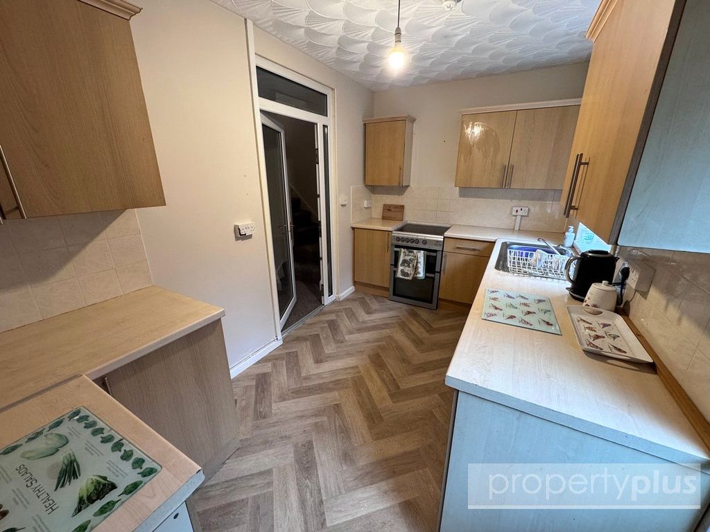 Property photo 3 of 13 Picture No. 10