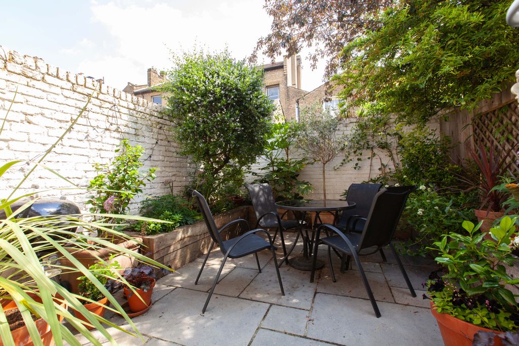 Property photo 3 of 12 Img_9625