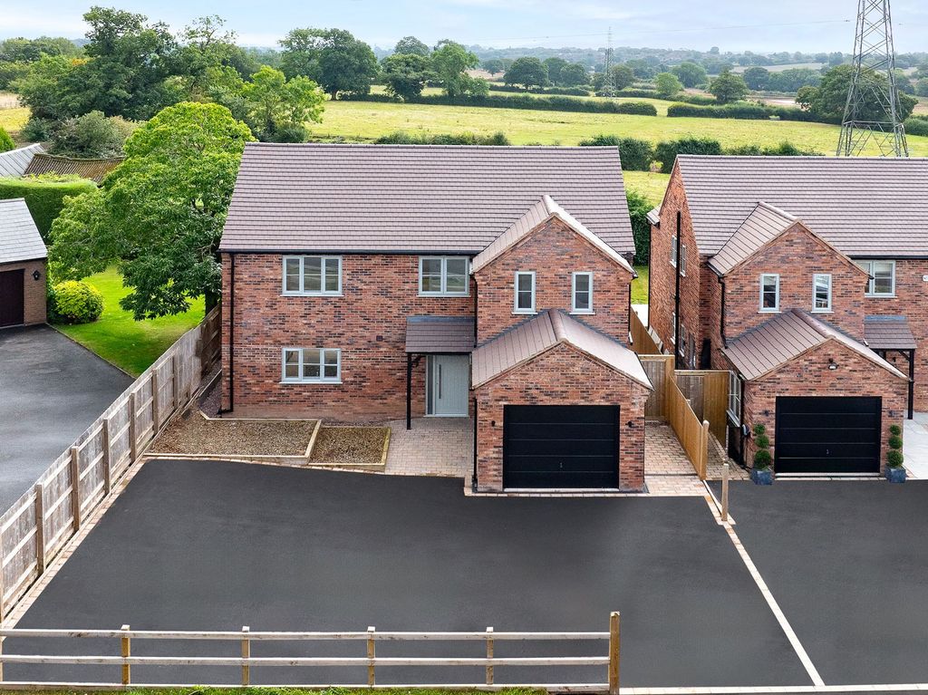 Property photo 1 of 33