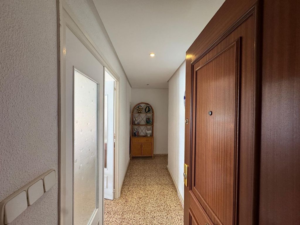 Property photo 2 of 50
