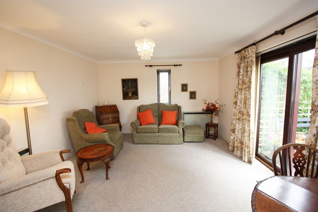 Property photo 3 of 9
