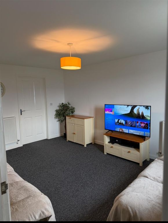 Property photo 3 of 13 Living Room.Png