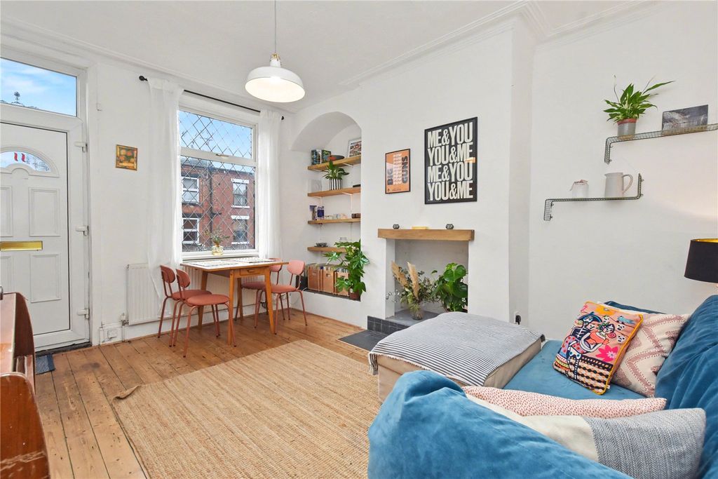 Property photo 2 of 14 Picture 2