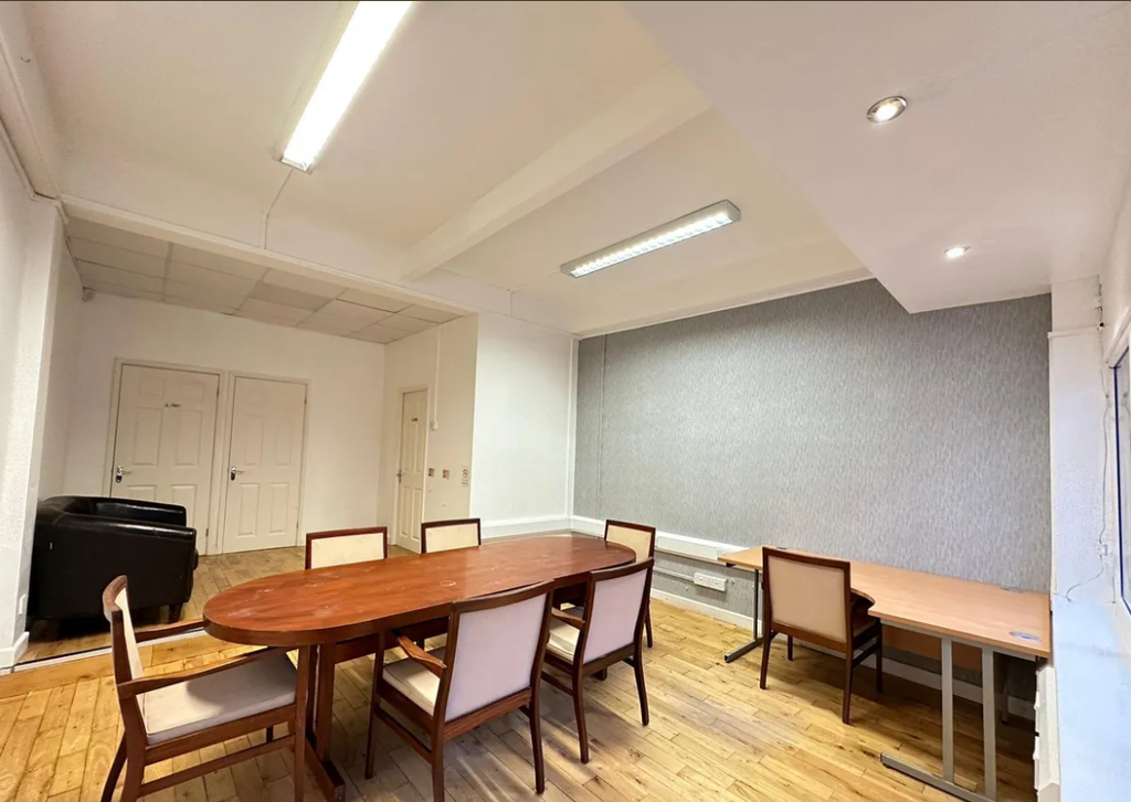 Property photo 2 of 12