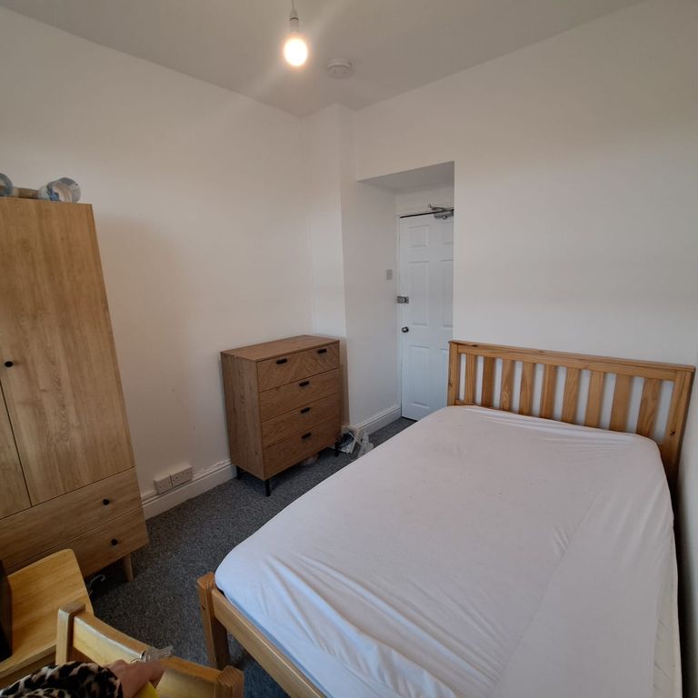 Property photo 2 of 7
