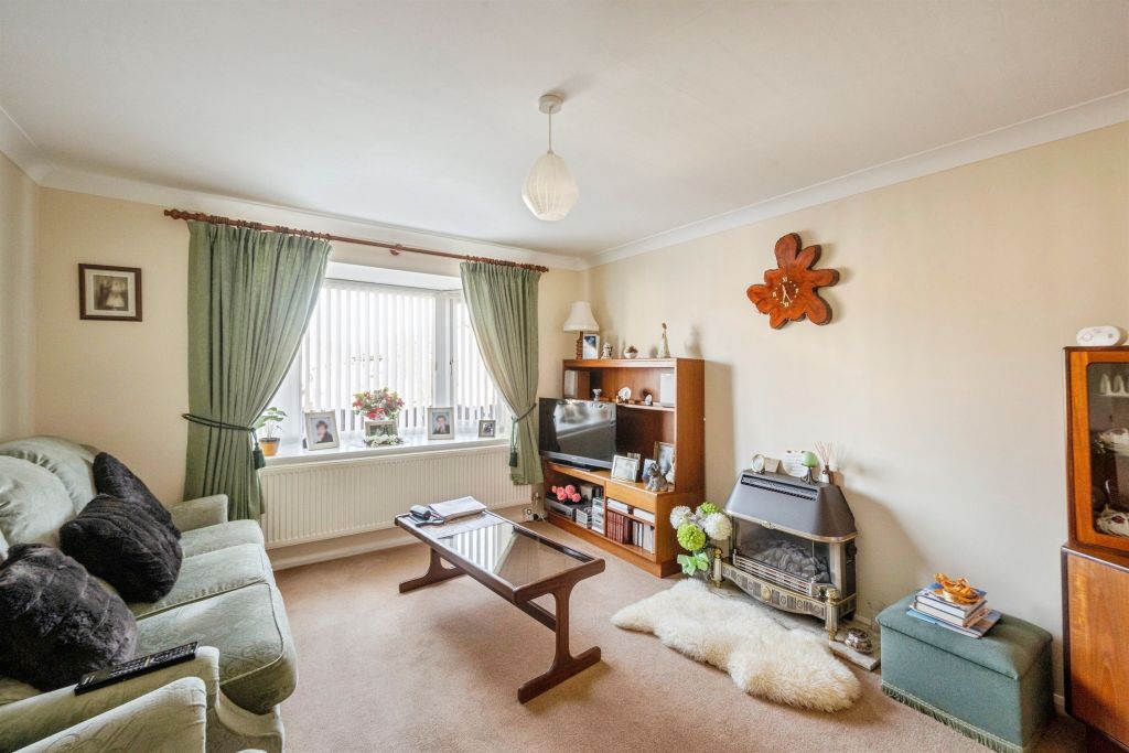 Property photo 3 of 20