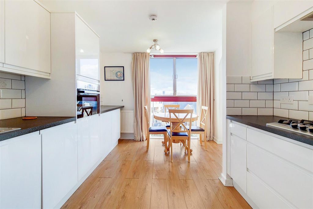 Property photo 3 of 18 2_Kitchen-1.Jpg