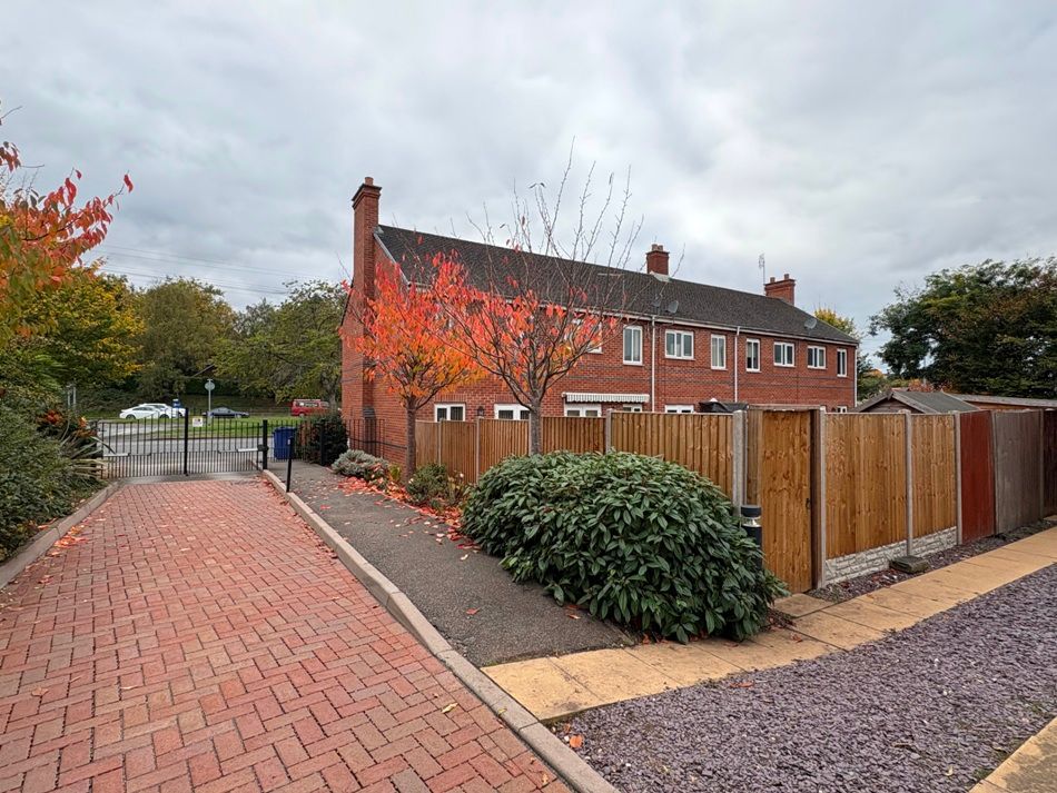 Property photo 2 of 17 Img_7996