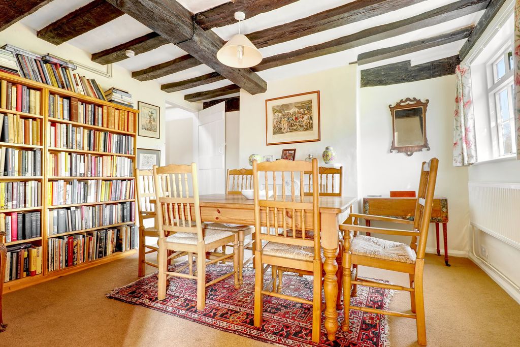 Property photo 3 of 21