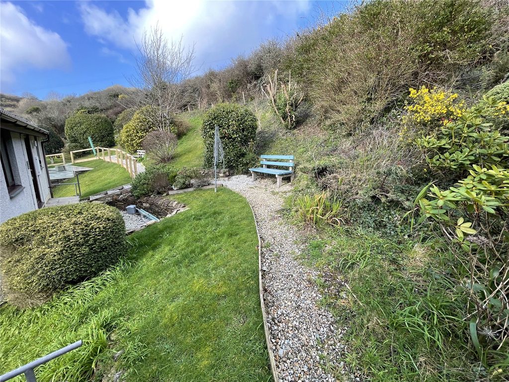 Property photo 3 of 11 Picture No. 13