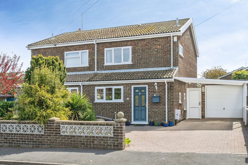 Property photo 2 of 16
