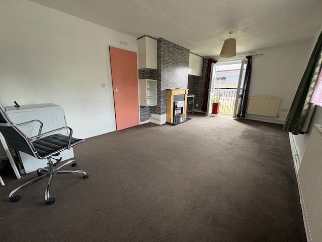 Property photo 3 of 11 Image