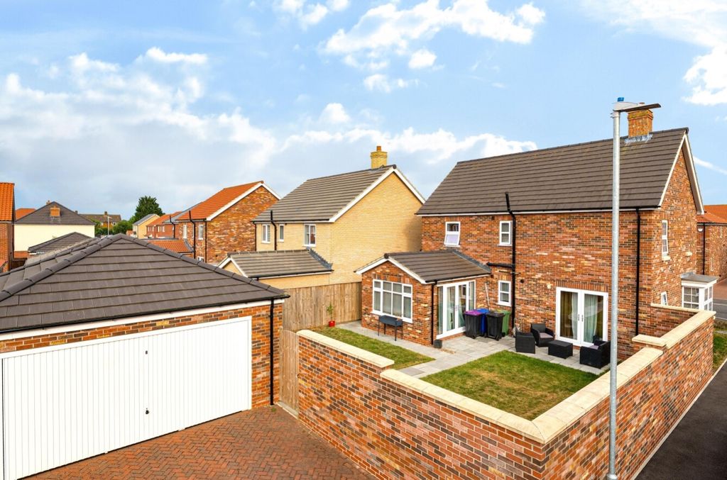 Property photo 2 of 16 -685d1B930B2Cf-l-1316246-2-685c67256028E (1)