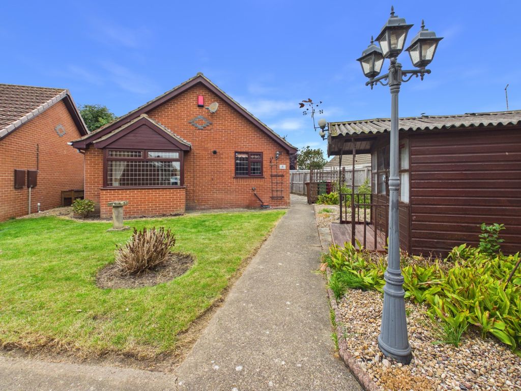 Property photo 1 of 11 5569172